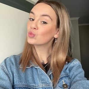 Meet your Posher, Jaysie